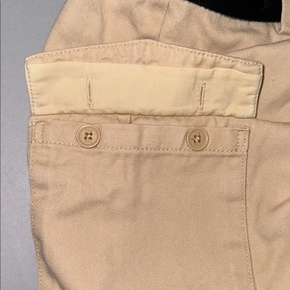 Aritzia TNA Tan Cargo Shorts with Black Belt - Picture 7 of 8